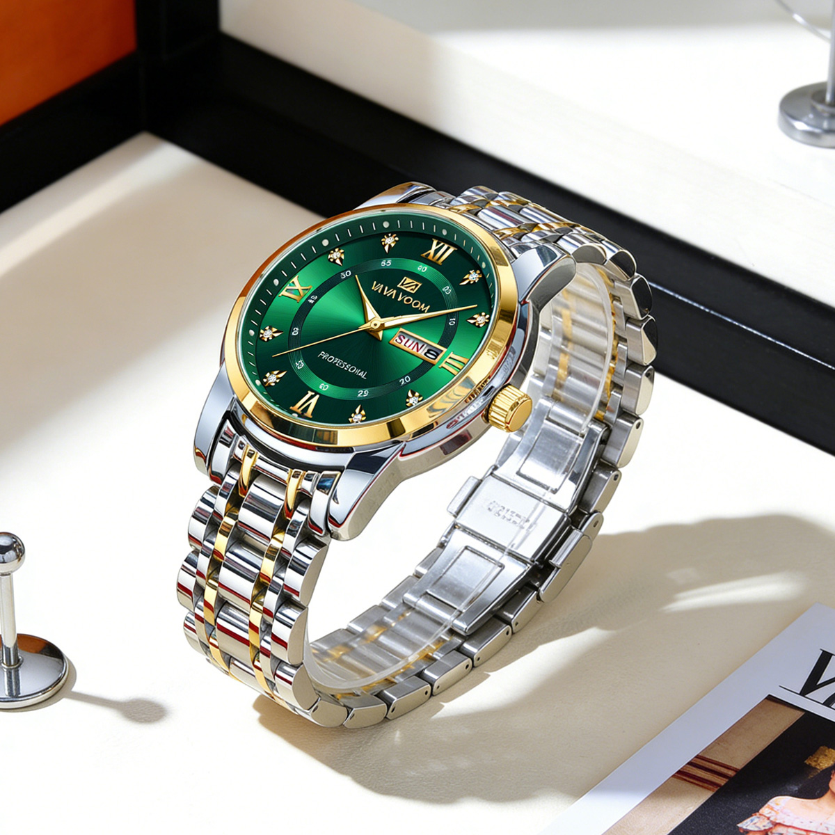 Luxury Watch With Green Dial - ساعة فاخرة من الفولاذ المقاوم للصدأ