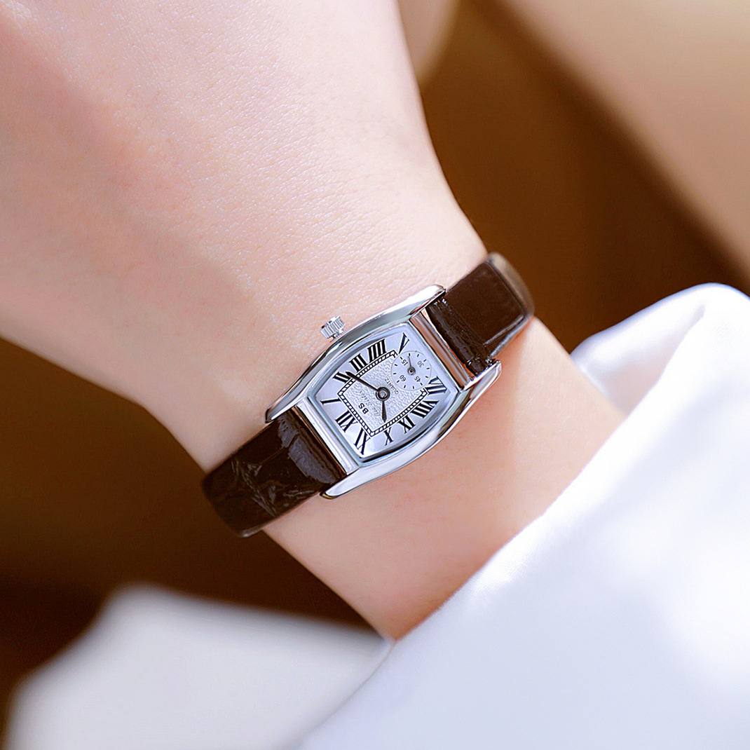 ساعة نسائية من BS متعددة الاست - مراجعة Luxury Watch Cartier وسعره