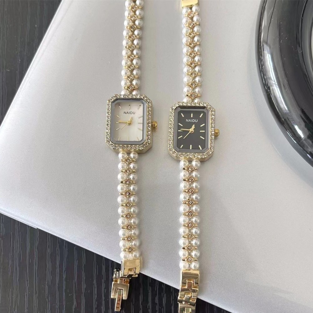 ساعة نسائية فاخرة موضة اللؤلؤ  - مراجعة Luxury Watch Female وسعره