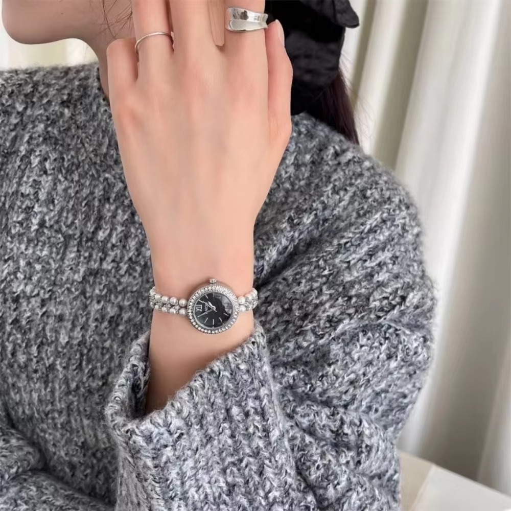 ساعة نسائية فاخرة موضة اللؤلؤ  - مراجعة Luxury Watch Female وسعره