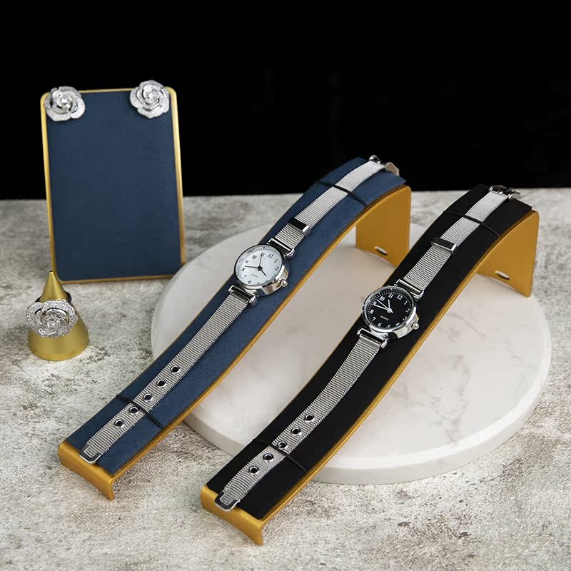 حامل عرض المجوهرات الراقية لأس - مراجعة Luxury Watch Shop وسعره