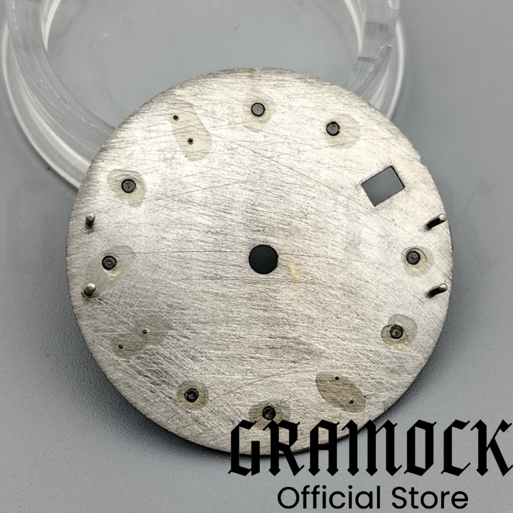 Gramock 28.5 مللي متر أسود أحم - مراجعة Luxury Watch With Green Dial وسعره